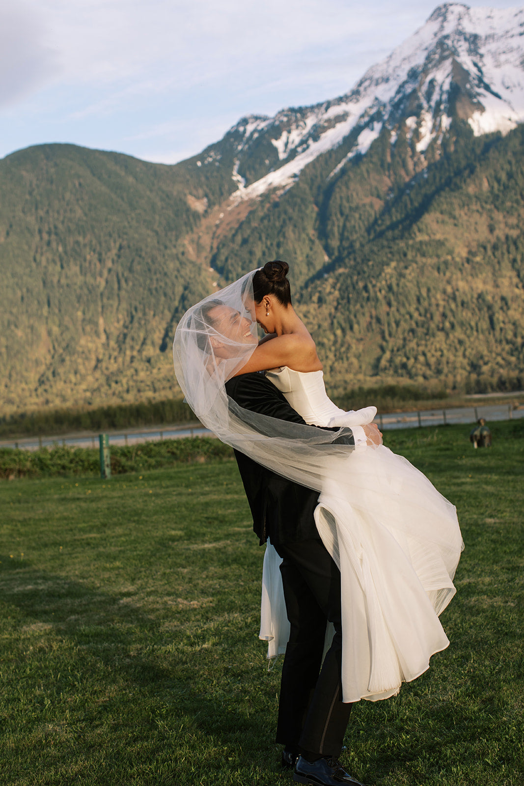 Midi Blusher Tulle Veil