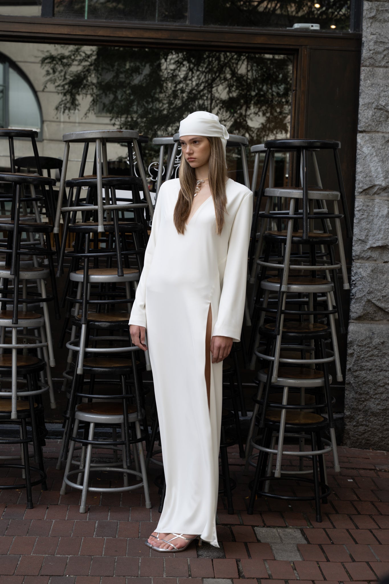 Long sleeve crepe dress with slit