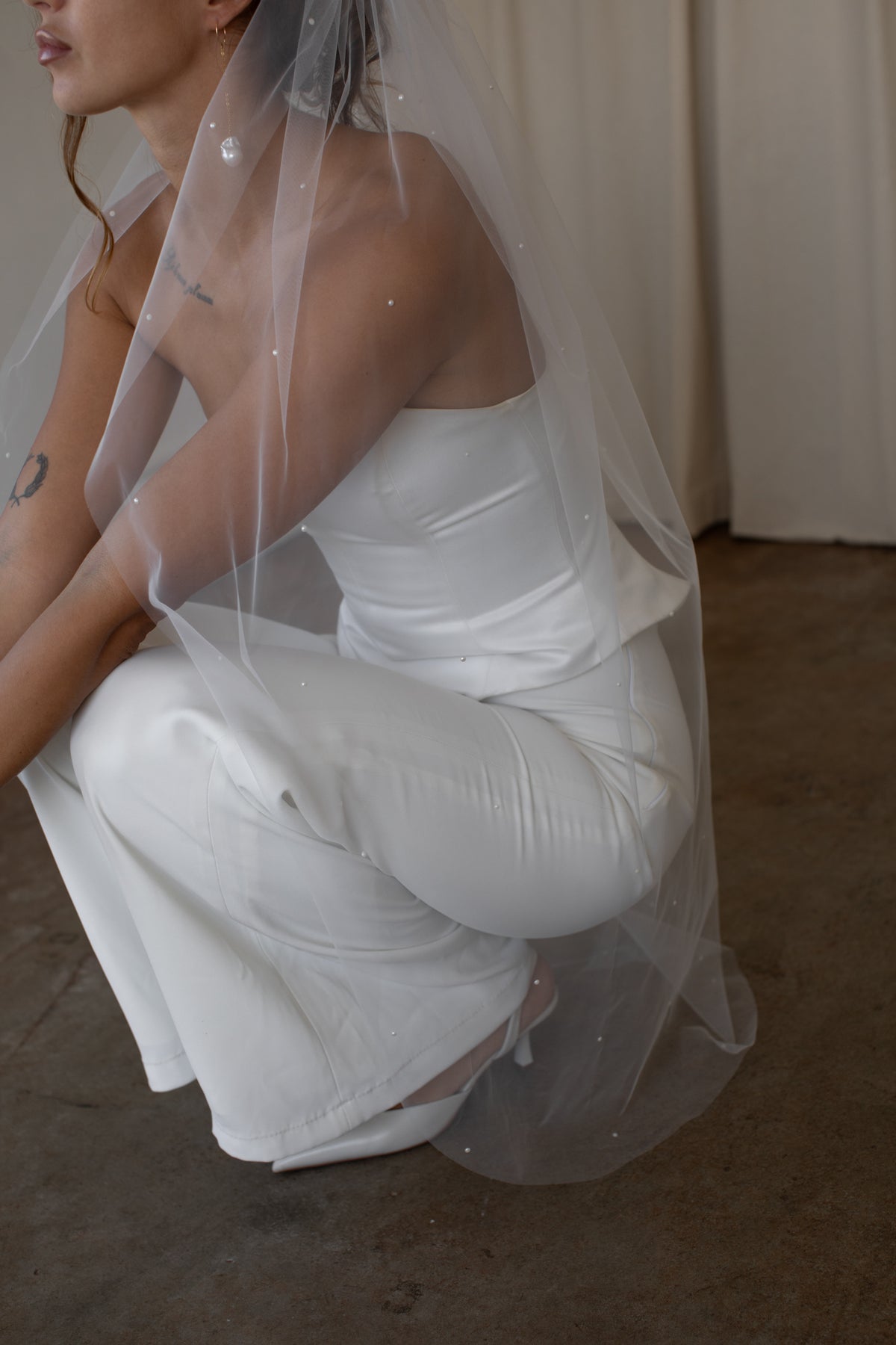 Eden Pearl Fingertip Veil