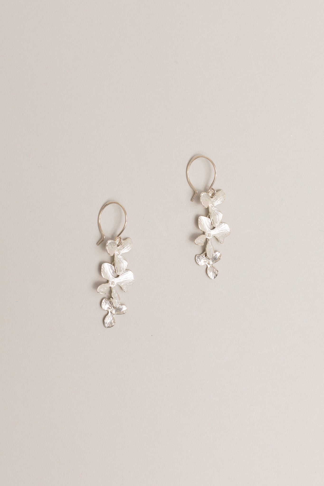 Floral Chain Earrings Short