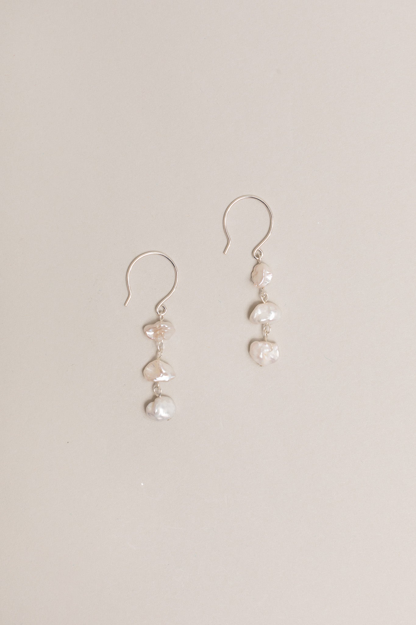 Keshi Pearl Earrings Short