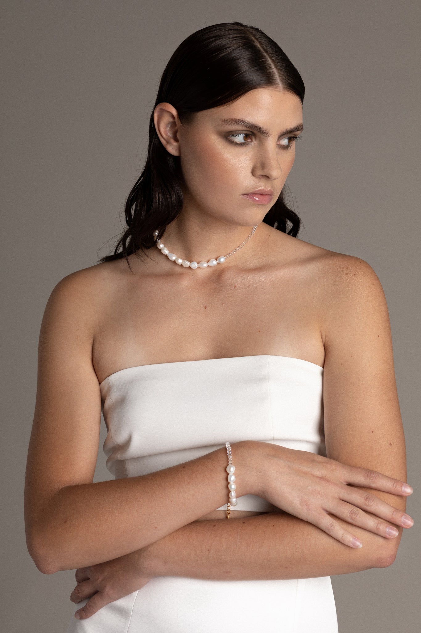 This bracelet combines the brilliance of Preciosa high-grade crystals with the timeless beauty of freshwater pearls. 