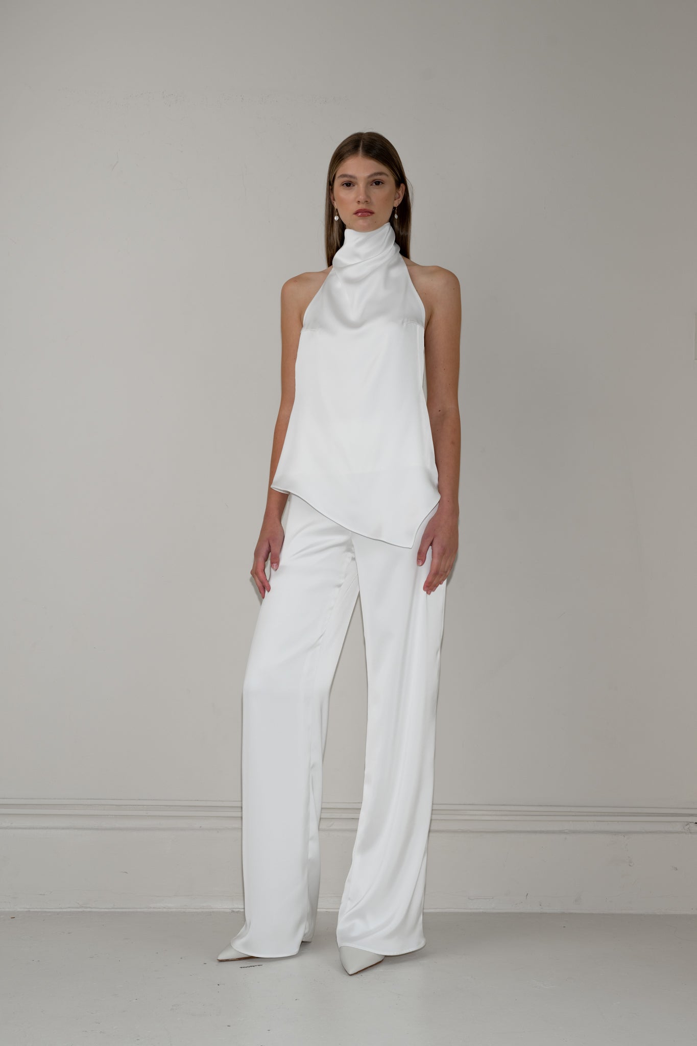 Wide-leg satin pants