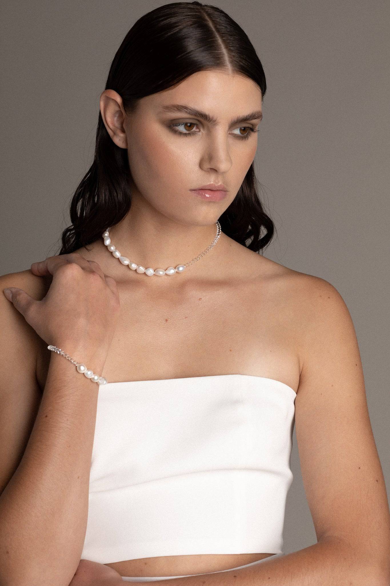 CRYSTAL PEARL CHOKER - TEMPÊTE BRAND