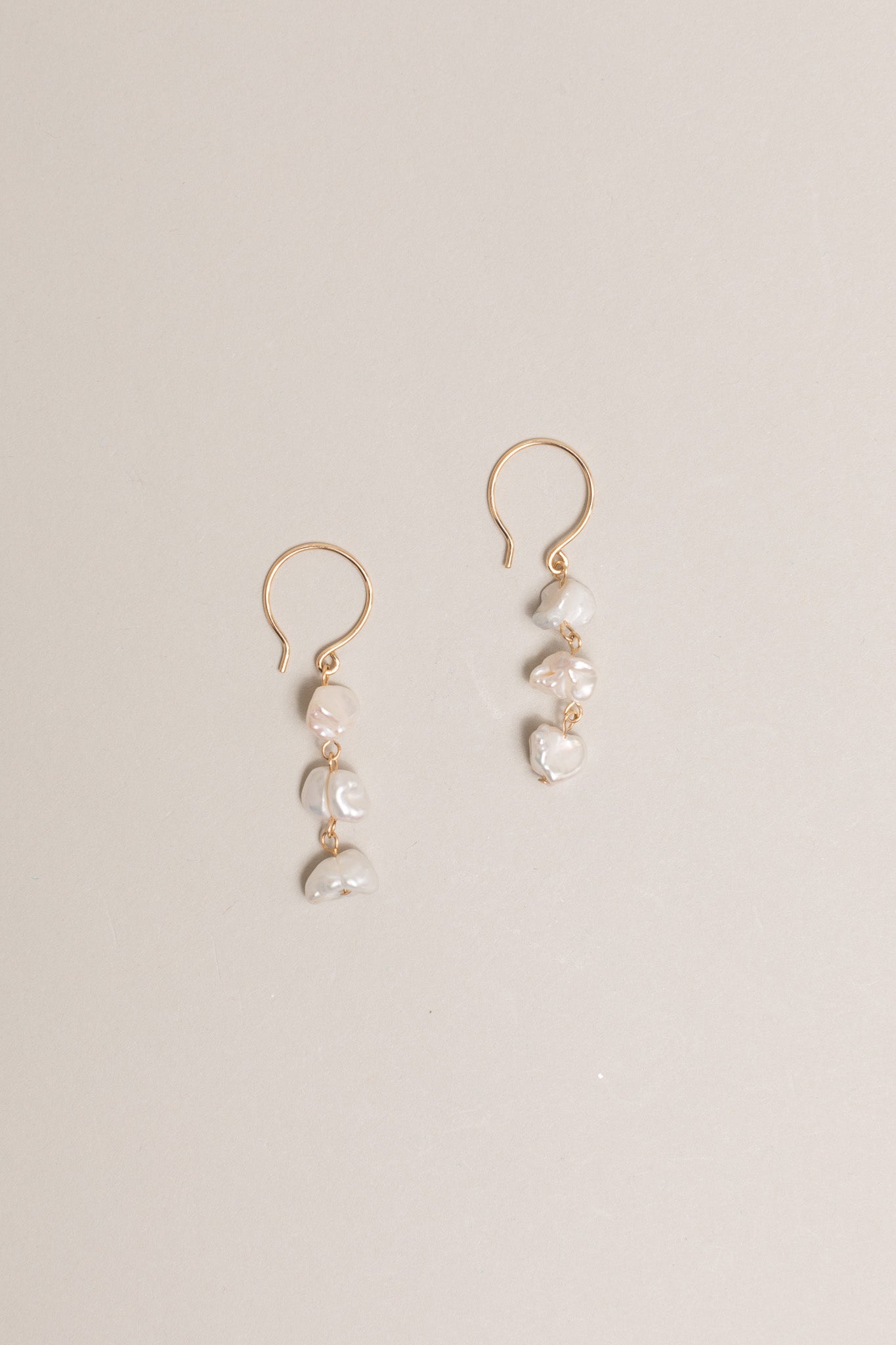 Keshi Pearl Earrings Short - TEMPÊTE BRAND