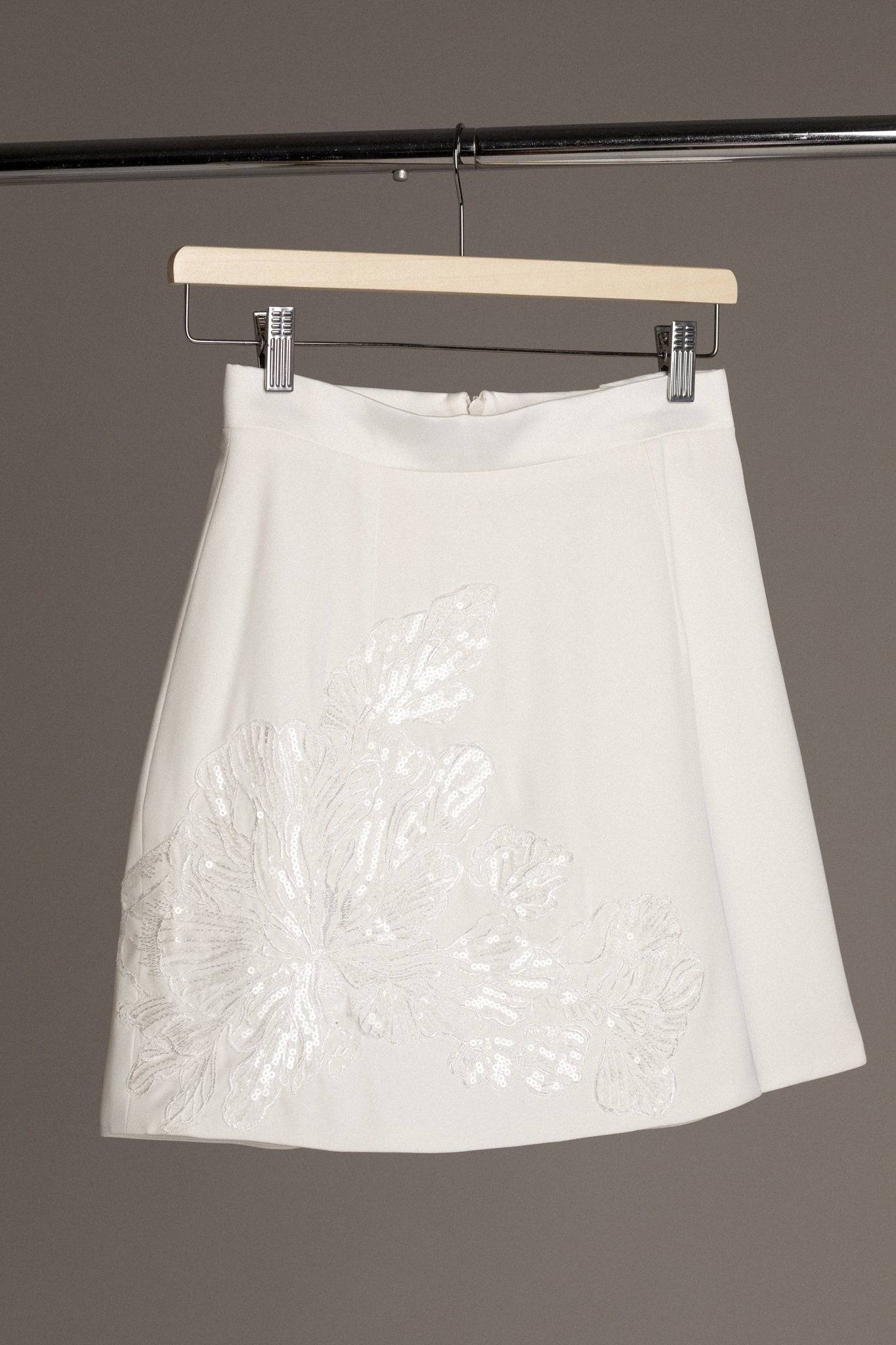 MINI SKIRT WITH FRENCH APPLIQUE - TEMPÊTE BRAND