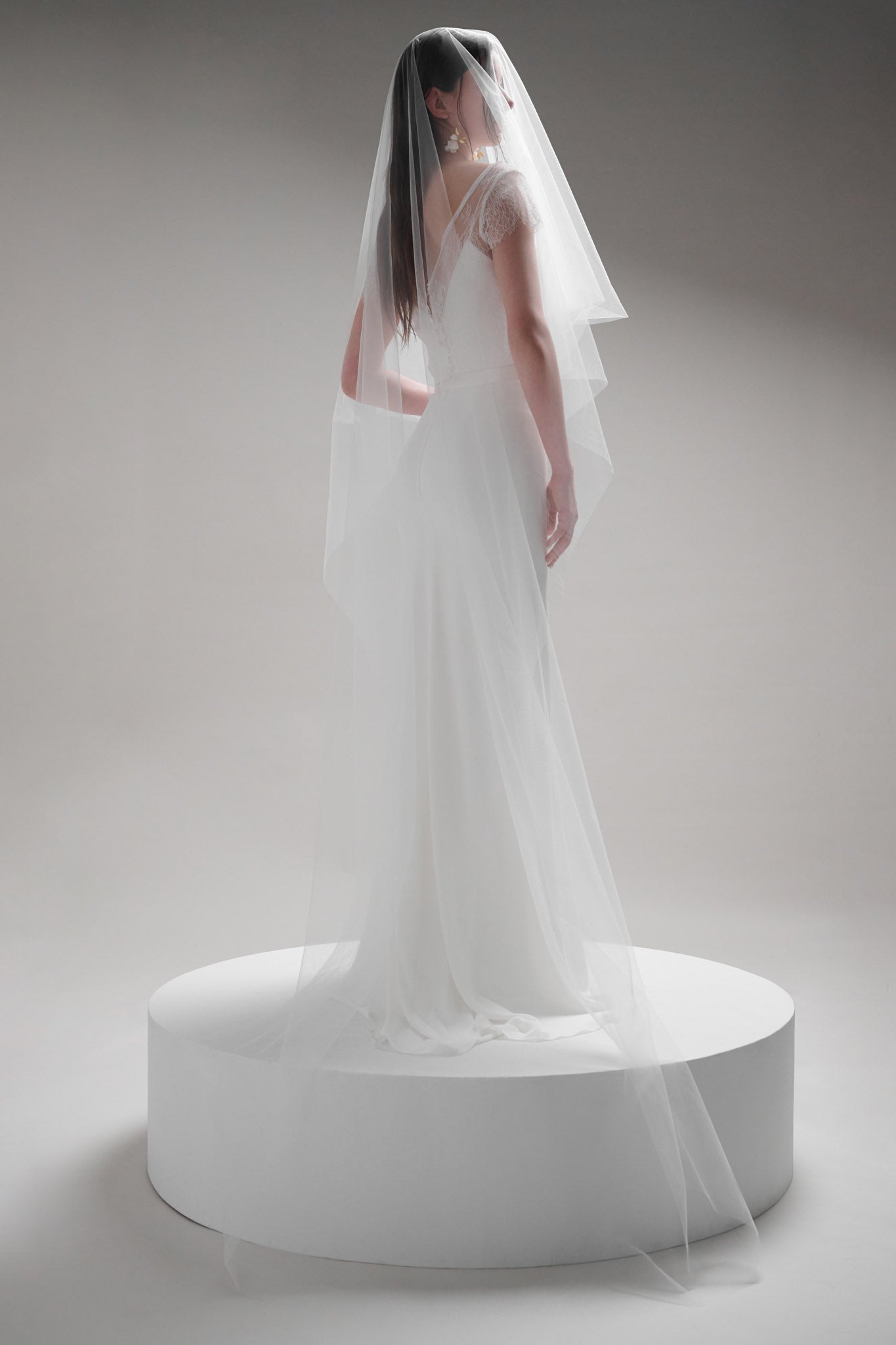 Minimal tulle wedding veil — Celeste New York