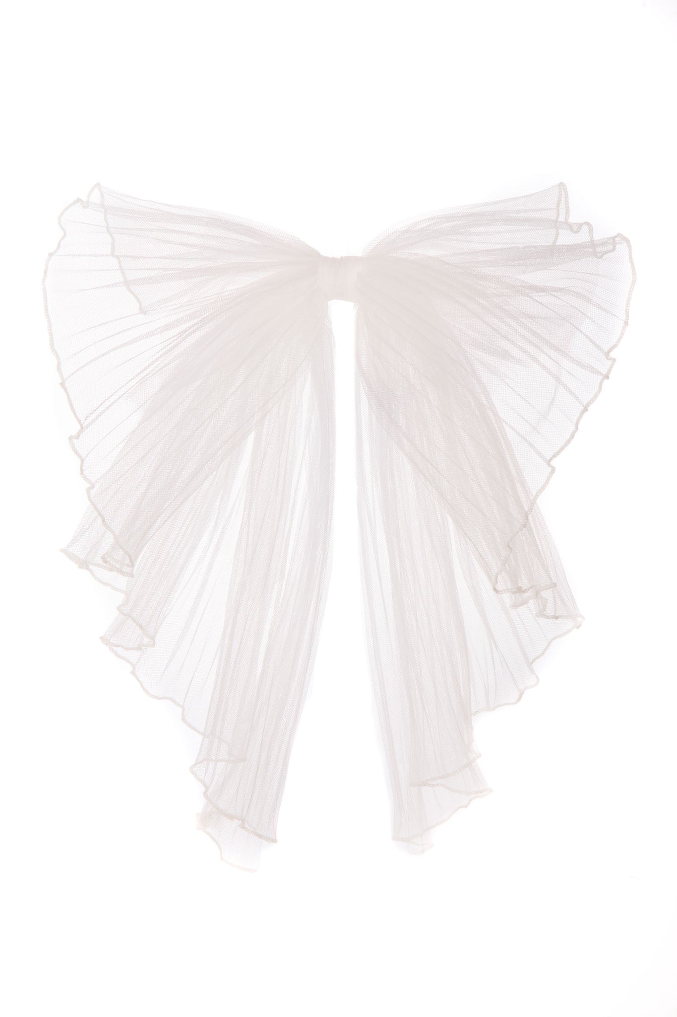 This Pleated bow adds a classic, effortless look to any hairstyle, style it in a sleek ponytail or minimalist bridal look